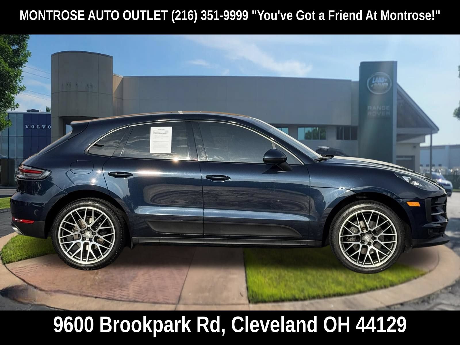 Used 2020 Porsche Macan AWD/4WD image 3