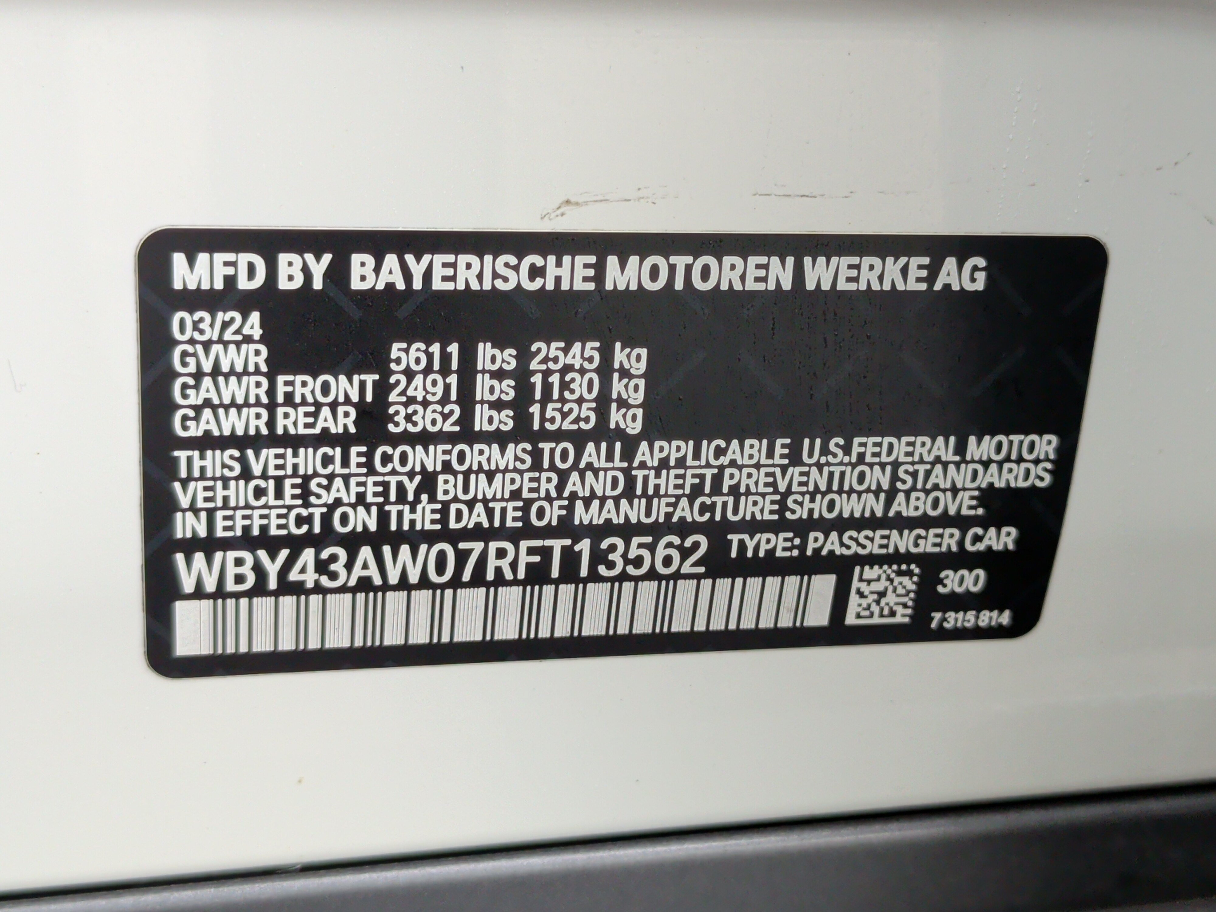 Certified 2024 BMW i4 eDrive35 w/ Premium Package RWD image 38