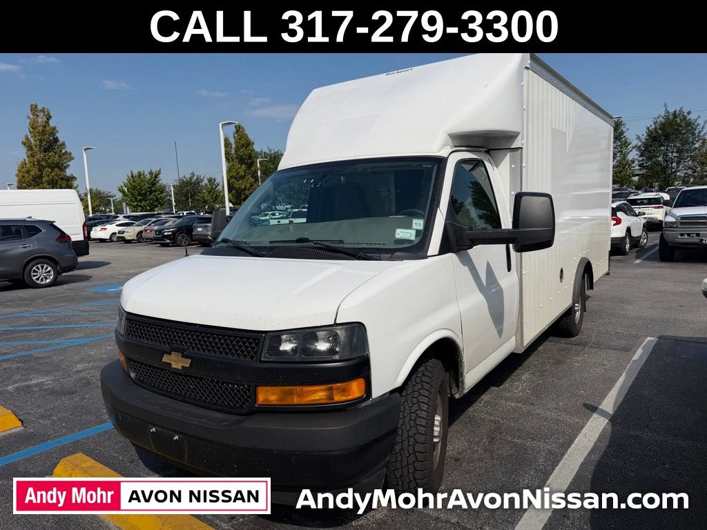 Used 2023 Chevrolet Express 3500 w/ Power Convenience Package RWD image 3