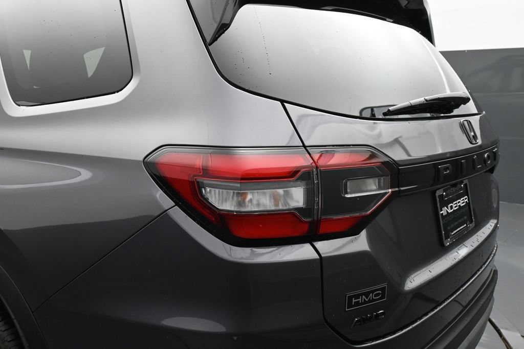 Certified 2025 Honda Pilot Touring image 45