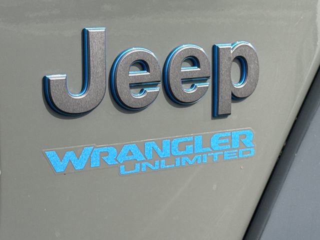 Used 2021 Jeep Wrangler Unlimited Rubicon 4xe w/ Cold Weather Group AWD/4WD image 17
