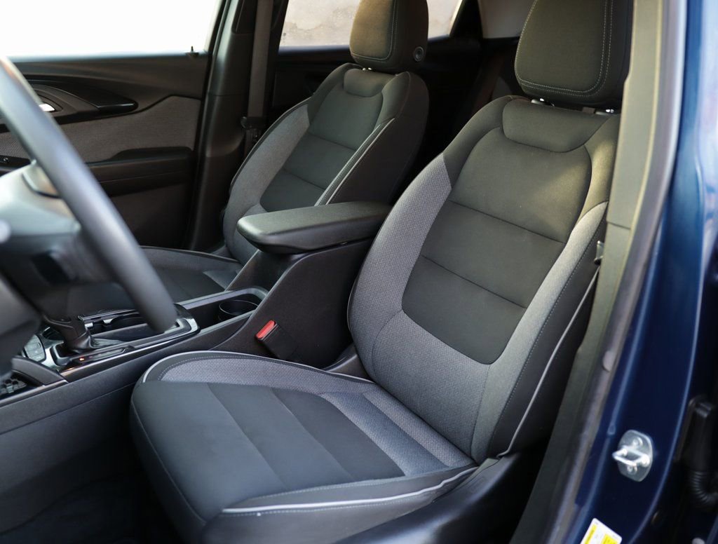 Used 2022 Chevrolet TrailBlazer LT image 21