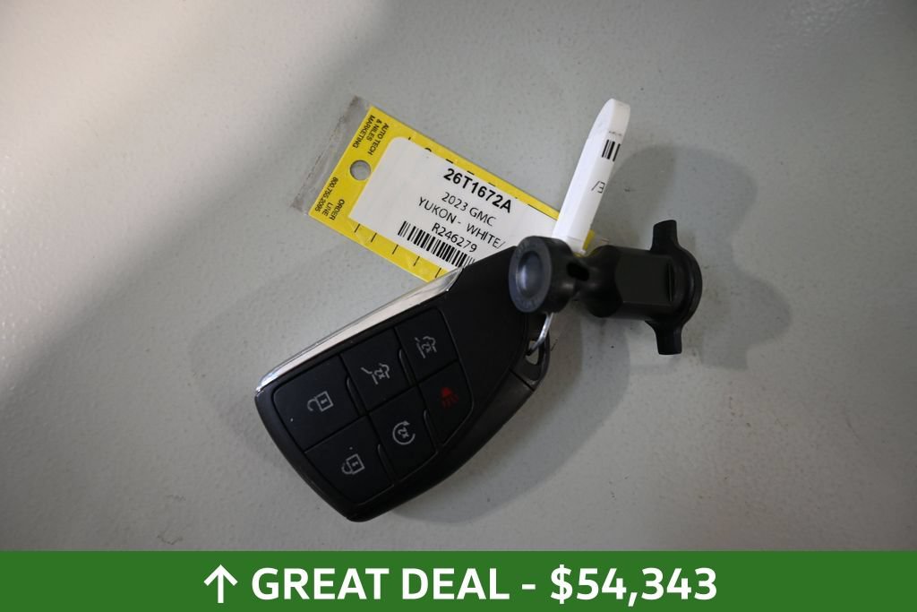Used 2023 GMC Yukon XL SLT w/ SLT Luxury Package AWD/4WD image 13