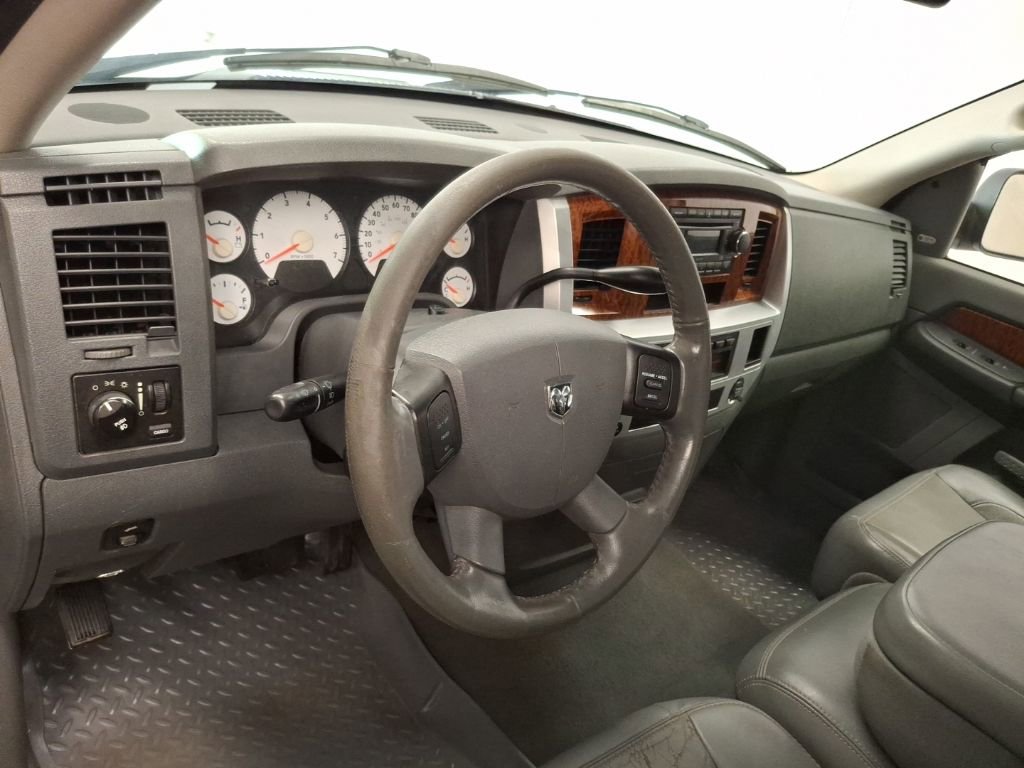 Used 2007 Dodge Ram 2500 Truck Laramie AWD/4WD image 16