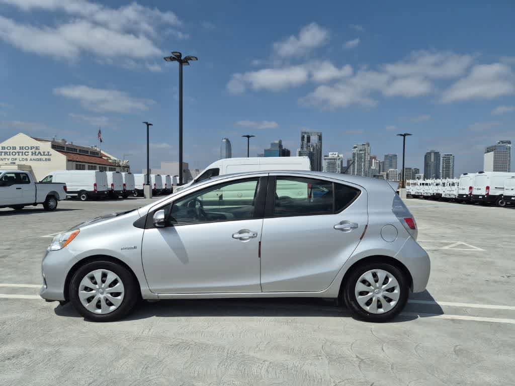Used 2013 Toyota Prius C Two FWD image 2