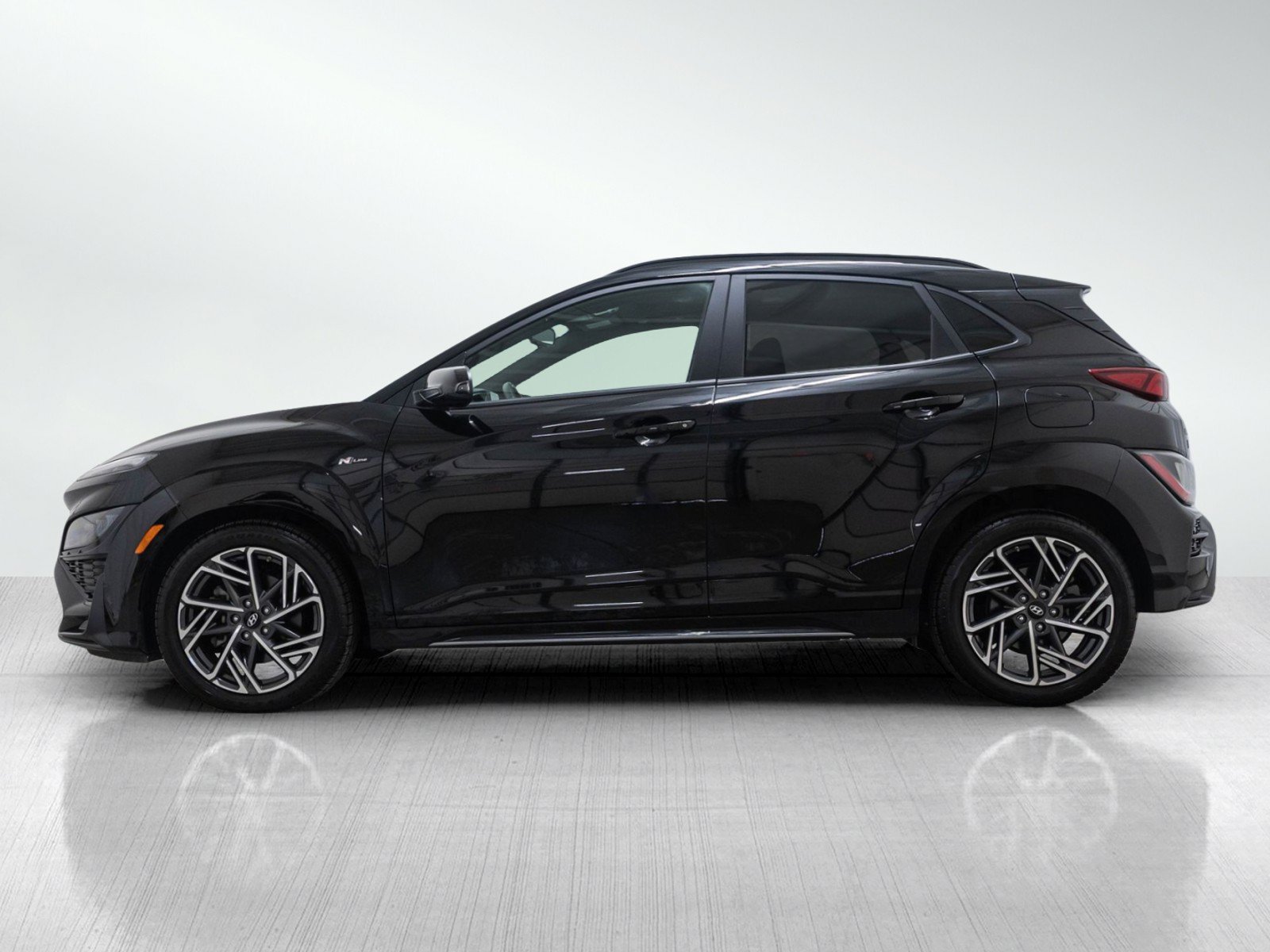 Used 2022 Hyundai Kona N Line w/ Tech Package AWD/4WD image 3