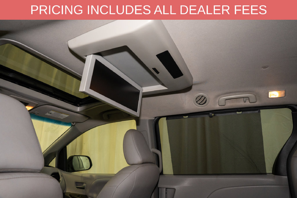 Used 2016 Toyota Sienna XLE Premium FWD image 9