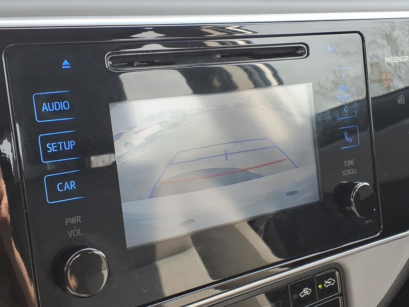 Used 2017 Toyota Corolla LE w/ Carpet Mat Package (TMS) FWD image 10