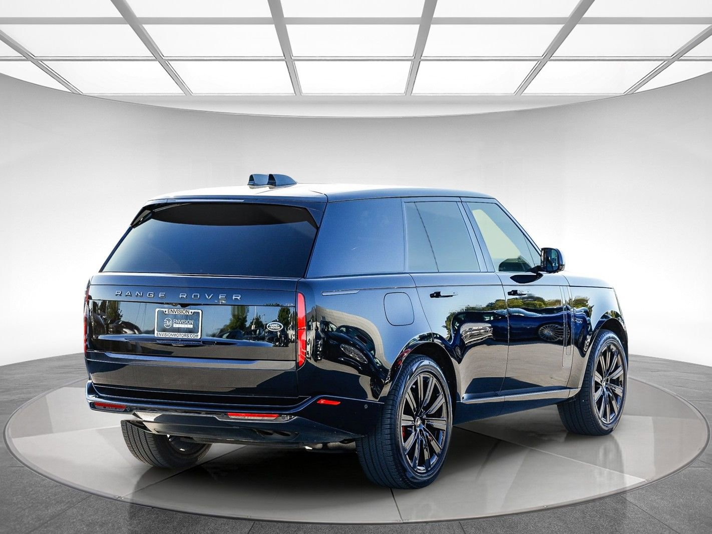 Used 2023 Land Rover Range Rover SE AWD/4WD image 4
