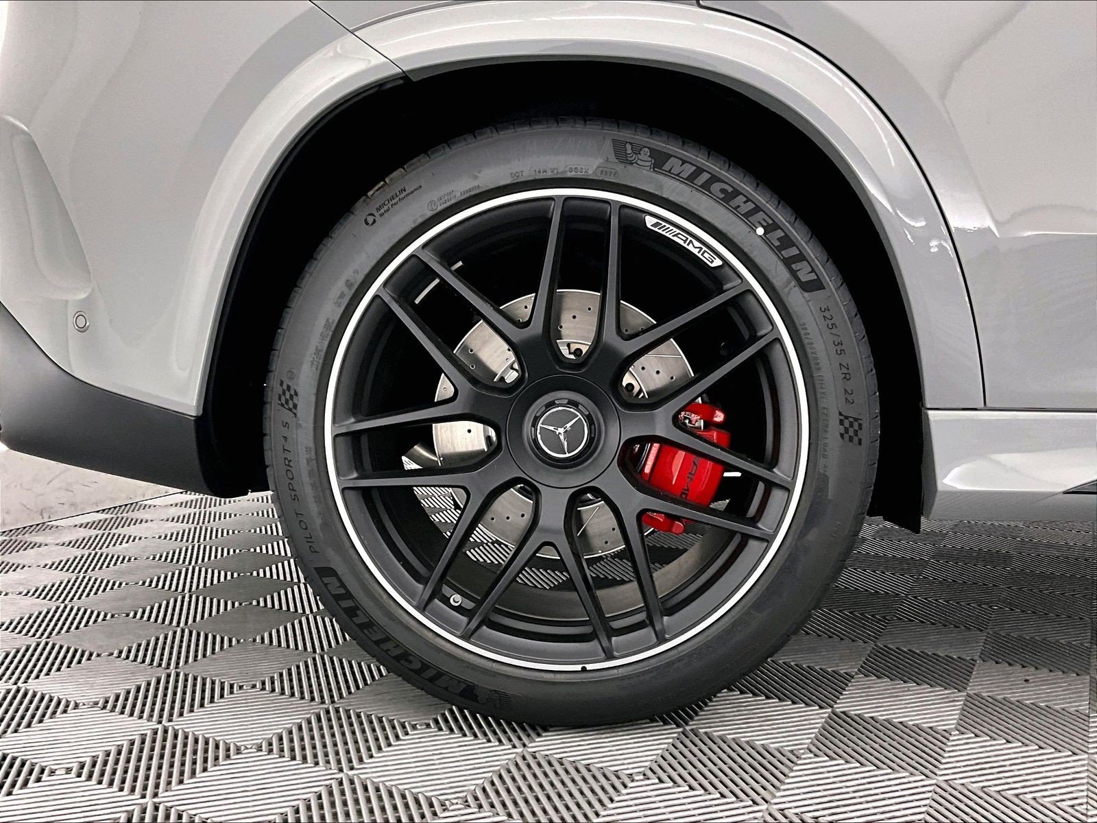 New 2026 Mercedes-Benz GLE 63 AMG S image 10