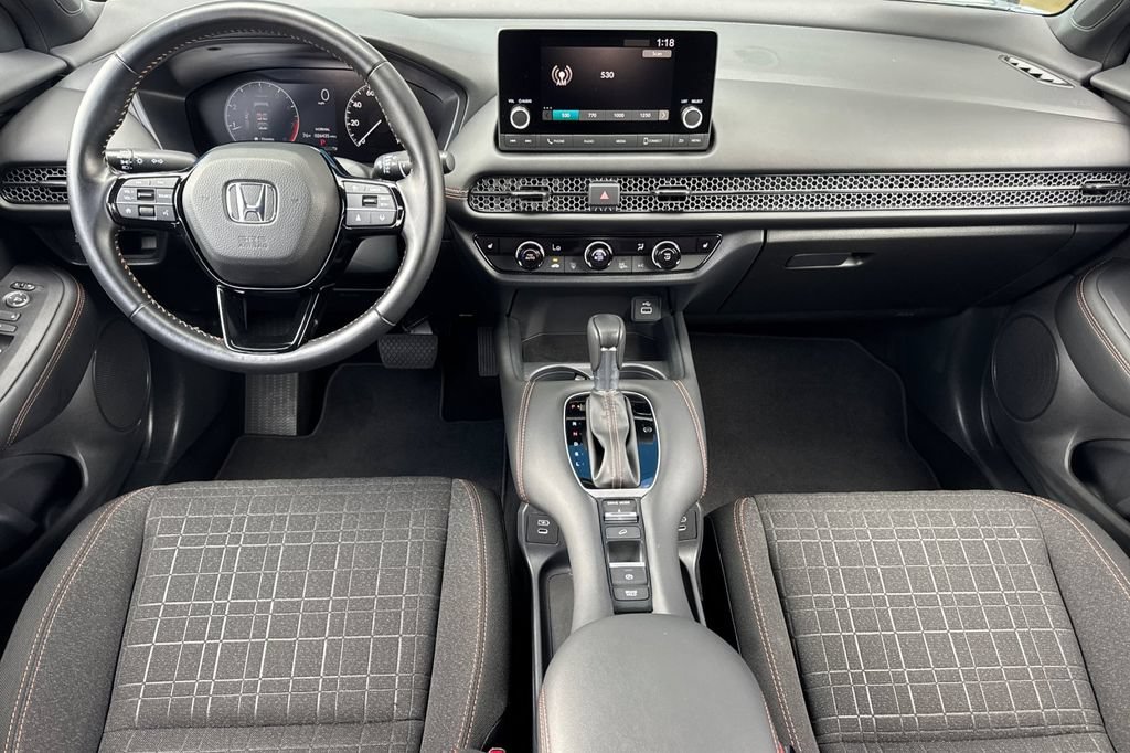 Certified 2025 Honda HR-V Sport image 17