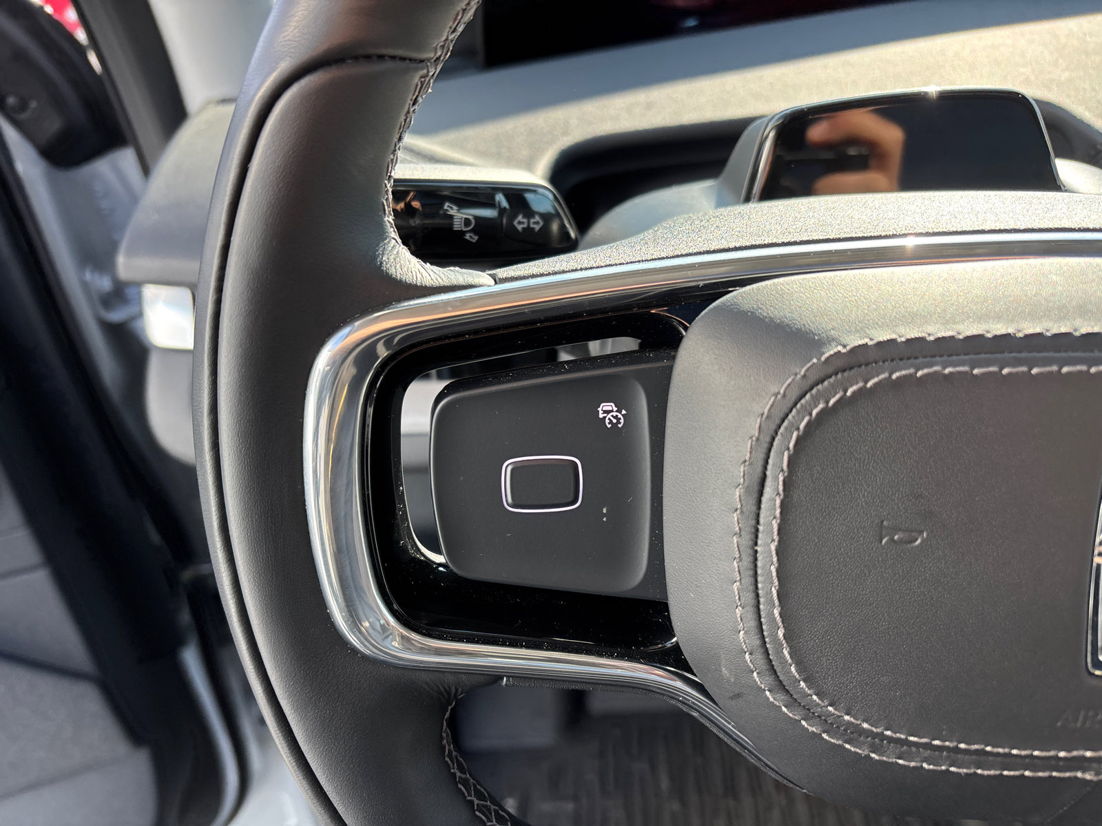 New 2025 Lincoln Navigator Reserve image 16