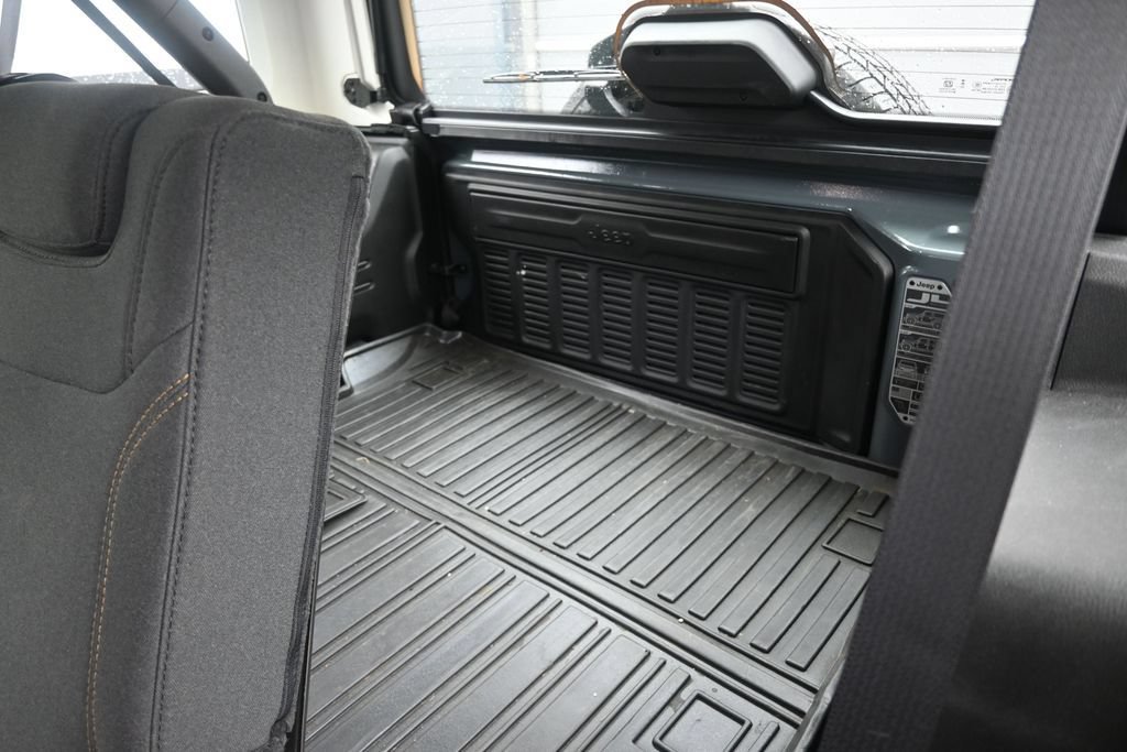 Used 2026 Jeep Wrangler Unlimited Sport AWD/4WD image 15