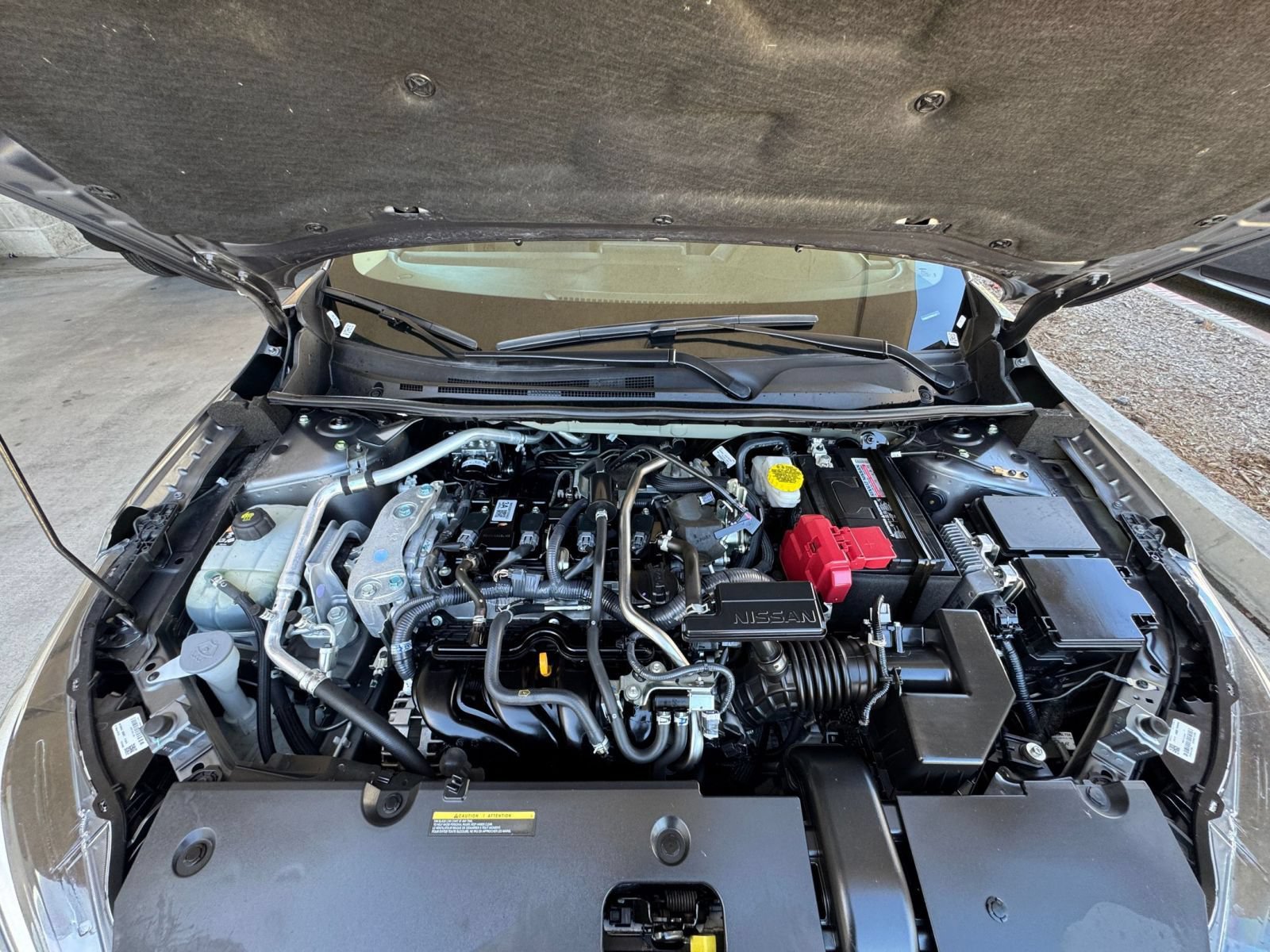 Used 2025 Nissan Sentra SV FWD image 30