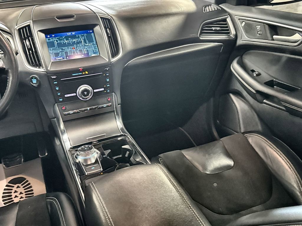 Used 2019 Ford Edge ST w/ Convenience Package image 27