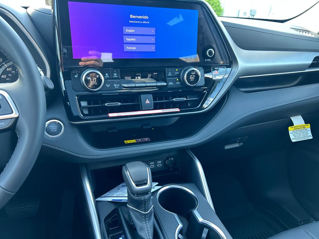 New 2026 Toyota Highlander XLE AWD/4WD image 11