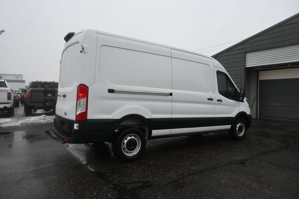 New 2026 Ford Transit 250 148 Medium Roof w/ Load Area Protection Package RWD image 5
