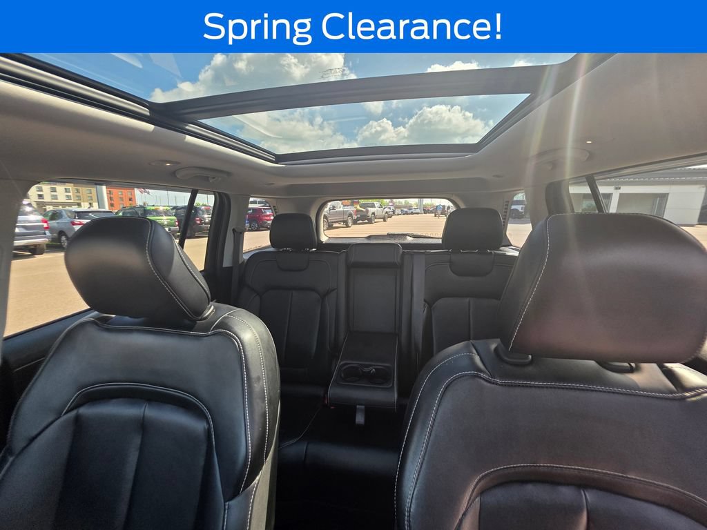 Used 2022 Jeep Grand Cherokee Limited AWD/4WD image 26