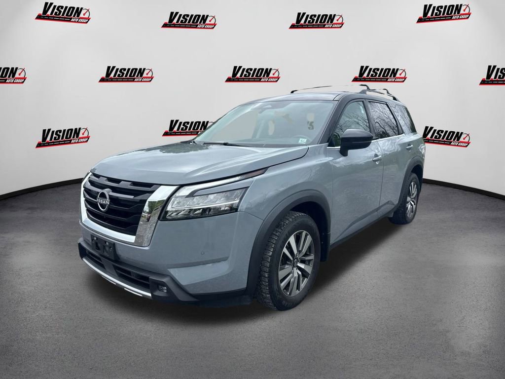 Used 2022 Nissan Pathfinder SL