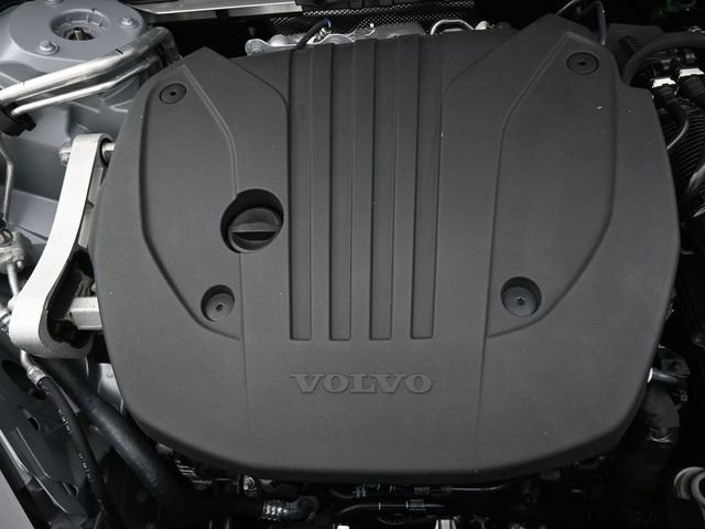New 2026 Volvo XC60 B5 Ultra w/ Protection Package Premier image 37