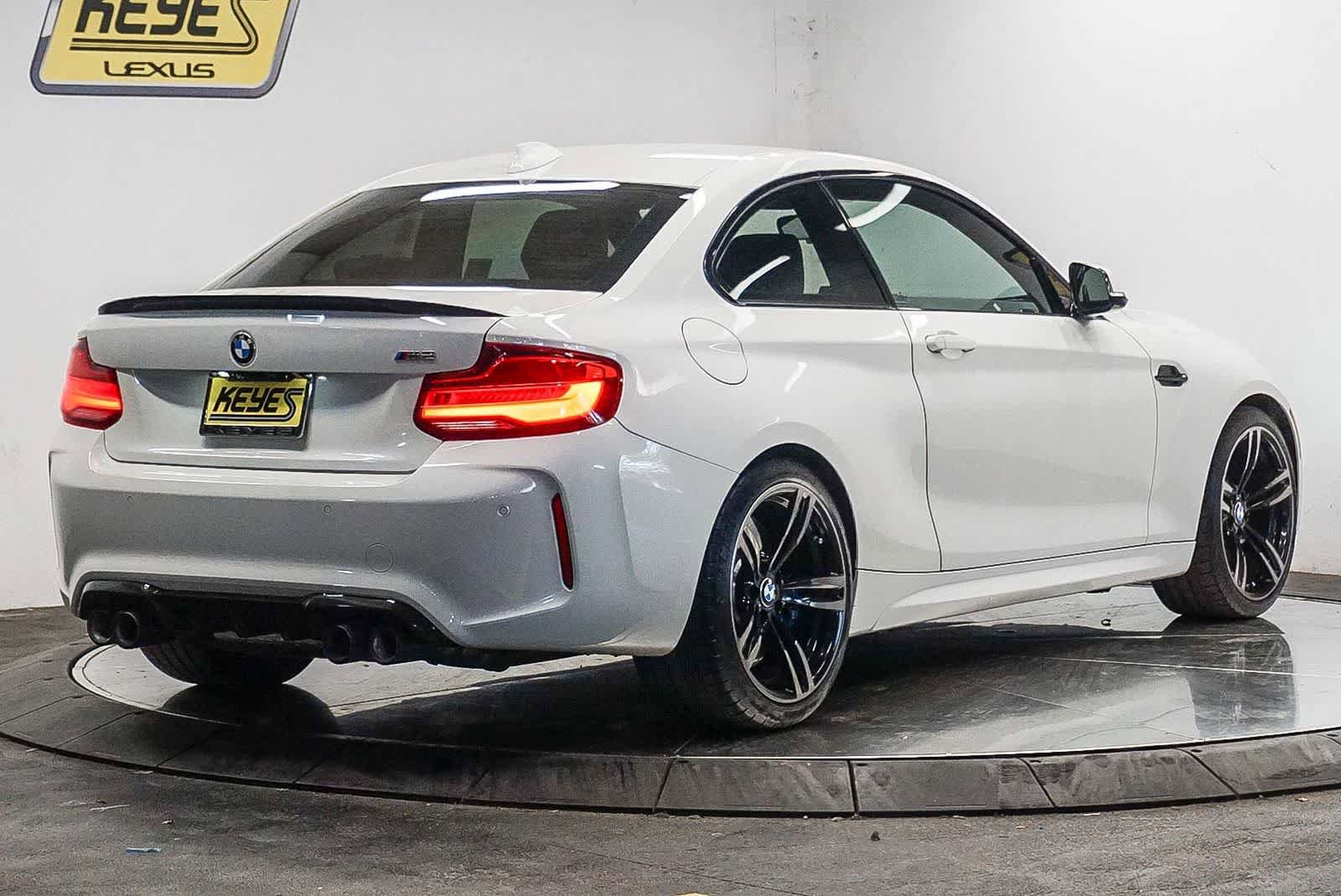 Used 2018 BMW M2 RWD image 4