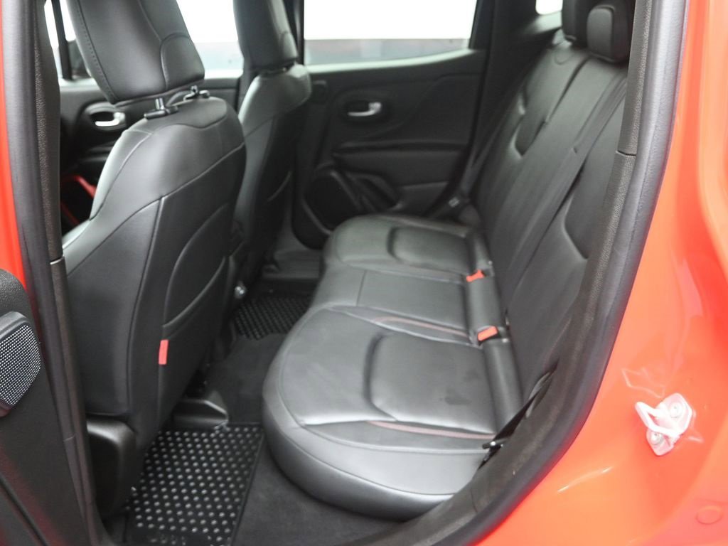 Used 2023 Jeep Renegade Trailhawk w/ Sun/Sound Group image 29