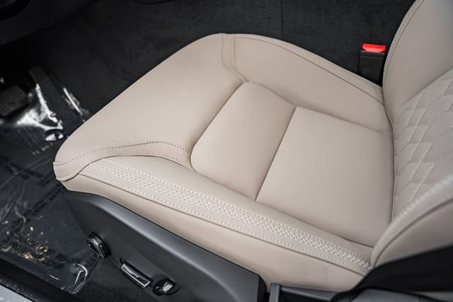 New 2026 Volvo XC60 B5 Plus w/ Protection Package Premier image 33