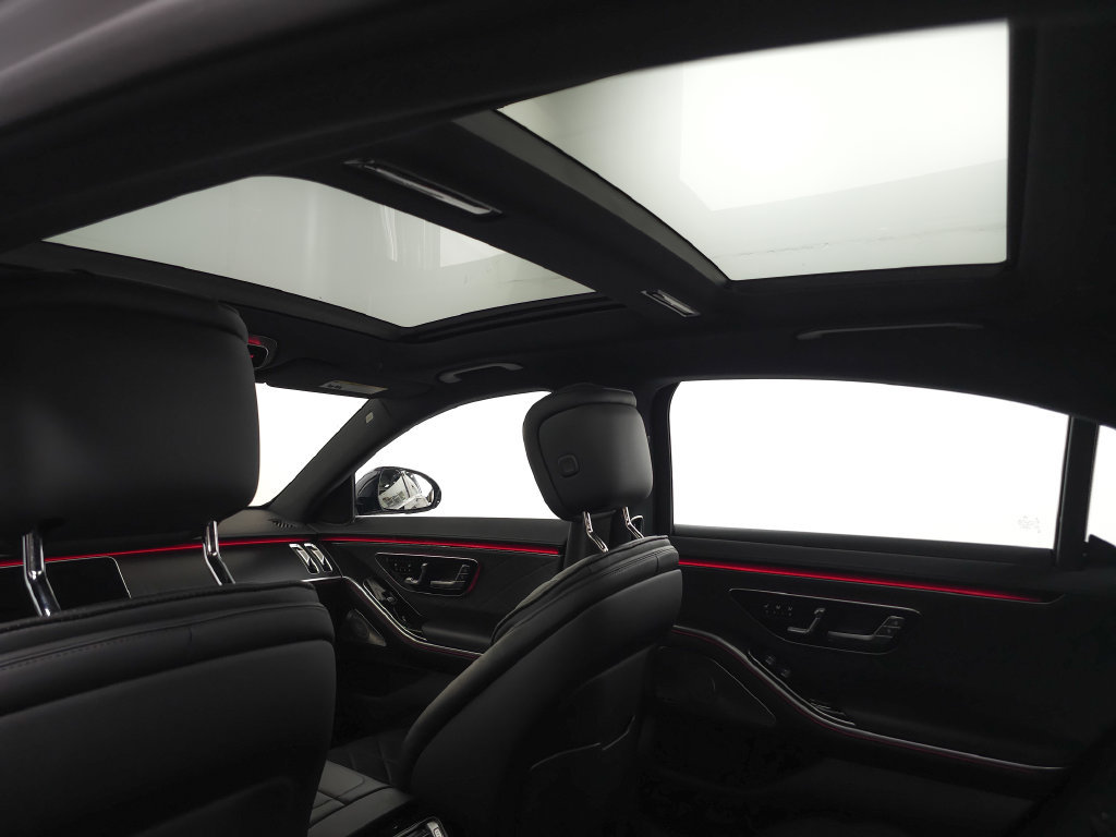 Used 2025 Mercedes-Benz S 580 4MATIC Sedan image 25