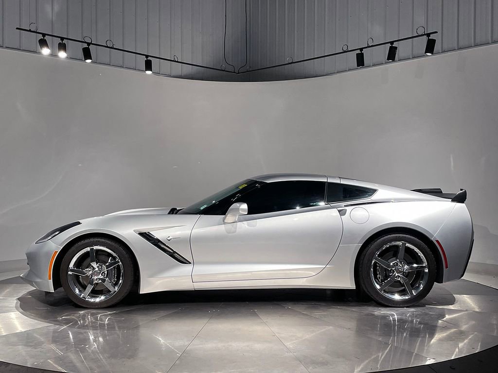 Used 2014 Chevrolet Corvette Stingray Coupe RWD image 11