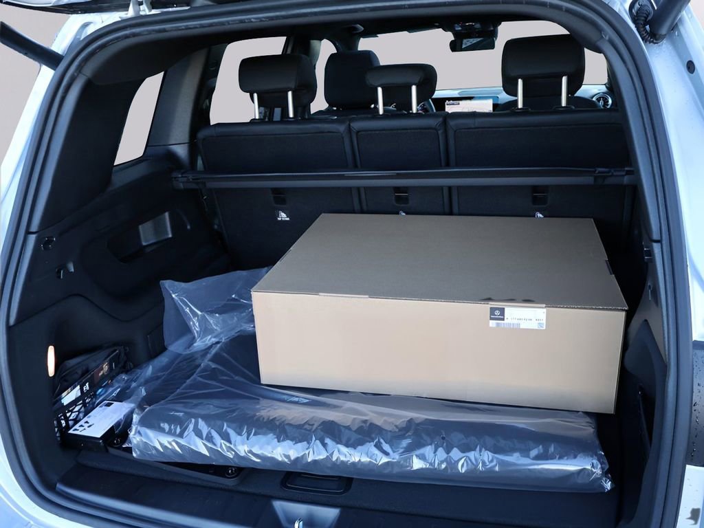Certified 2025 Mercedes-Benz GLB 250 4MATIC image 17