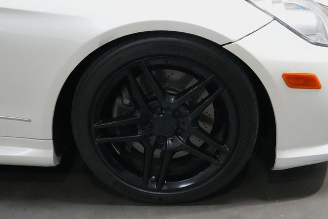 Used 2011 Mercedes-Benz E 550 Coupe image 9