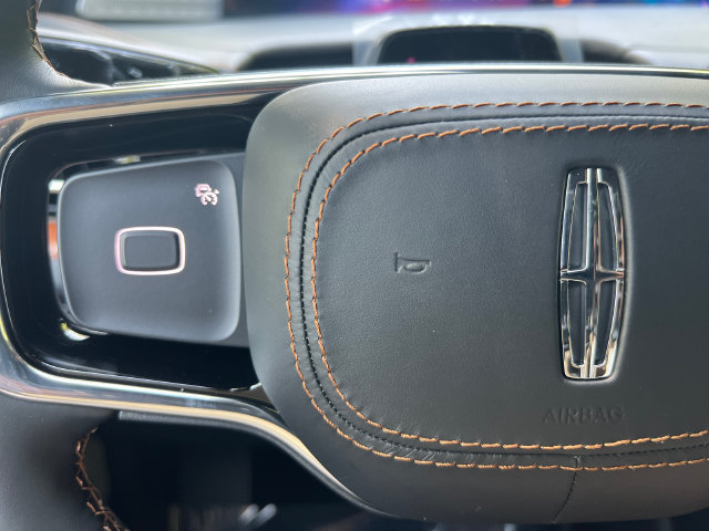 New 2027 Lincoln Navigator L Black Label AWD/4WD image 33