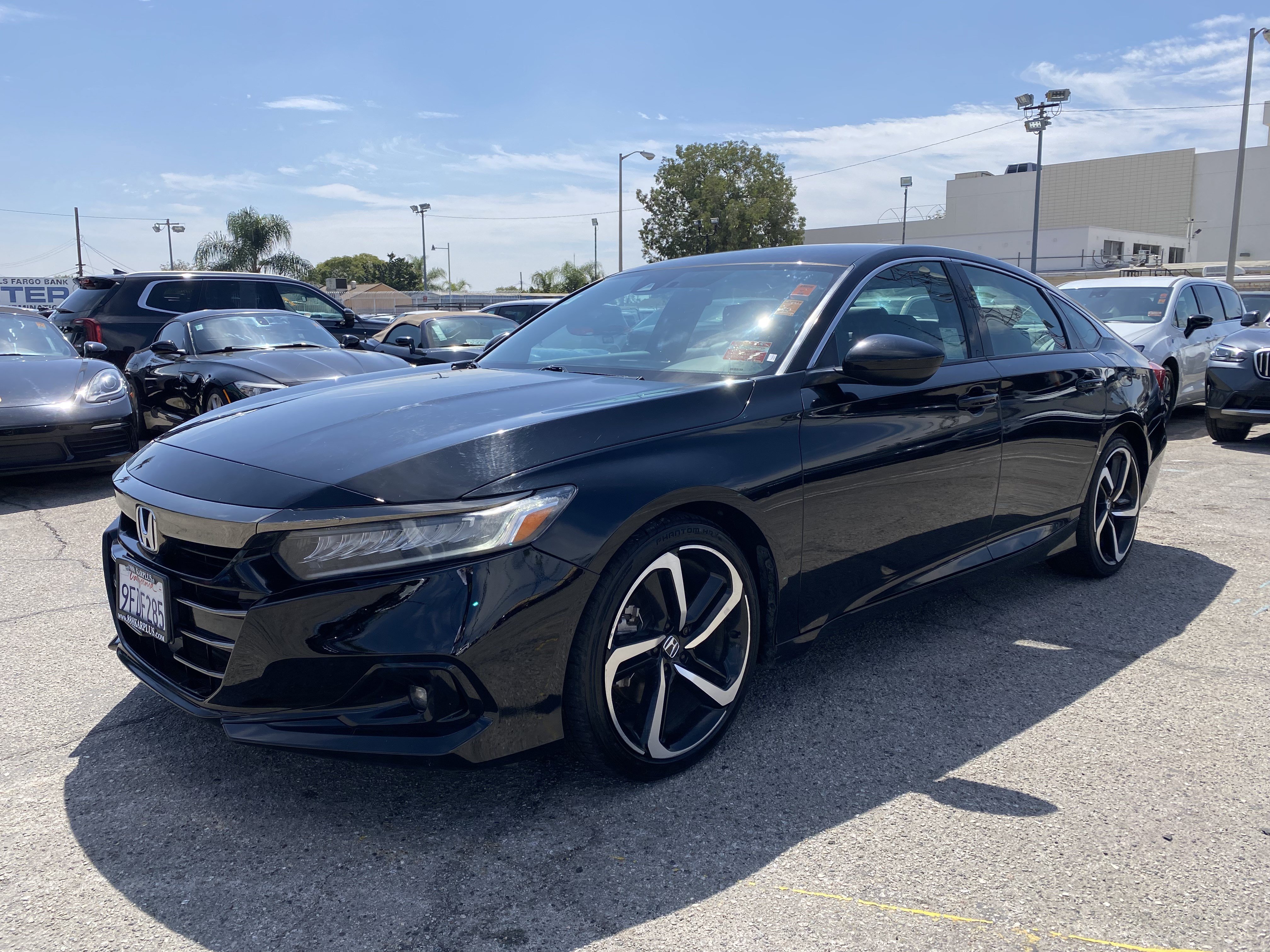 Used 2022 Honda Accord Sport image 2