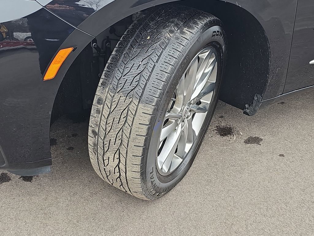 Certified 2023 Buick Enclave Avenir w/ Avenir Technology Package AWD/4WD image 40