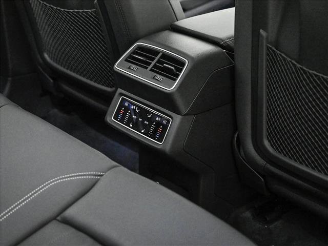 Certified 2022 Audi e-tron Premium Plus w/ Premium Plus Package image 18