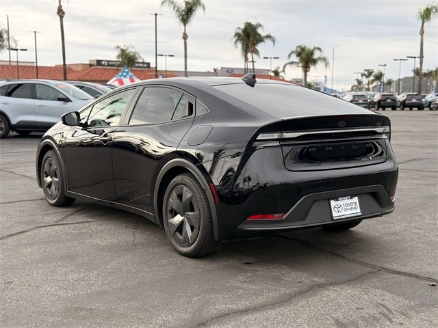 Used 2024 Toyota Prius Prime SE image 8