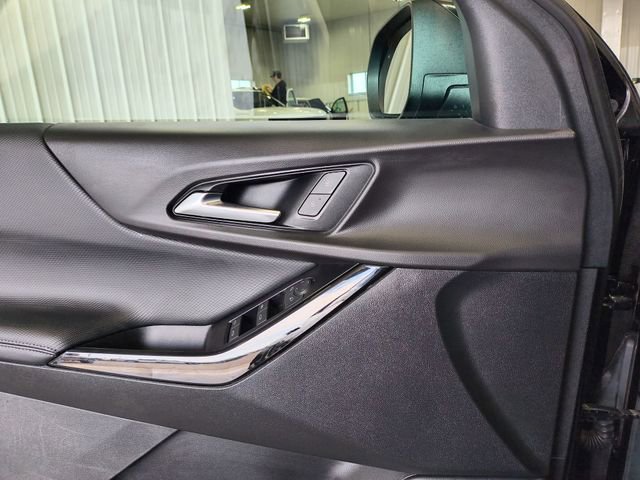 Used 2026 Chevrolet Equinox LT AWD/4WD image 20