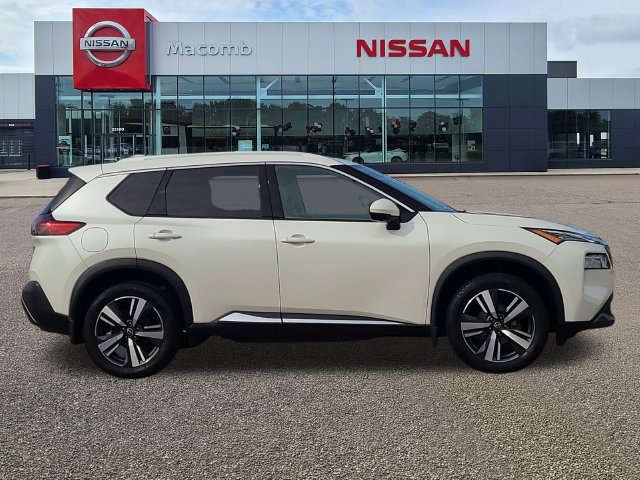 Used 2023 Nissan Rogue SL AWD/4WD image 8