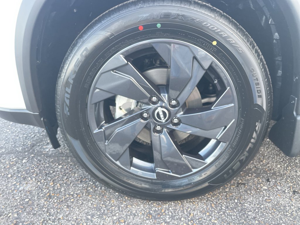 New 2026 Nissan Rogue SV w/ Cold Weather Package image 25