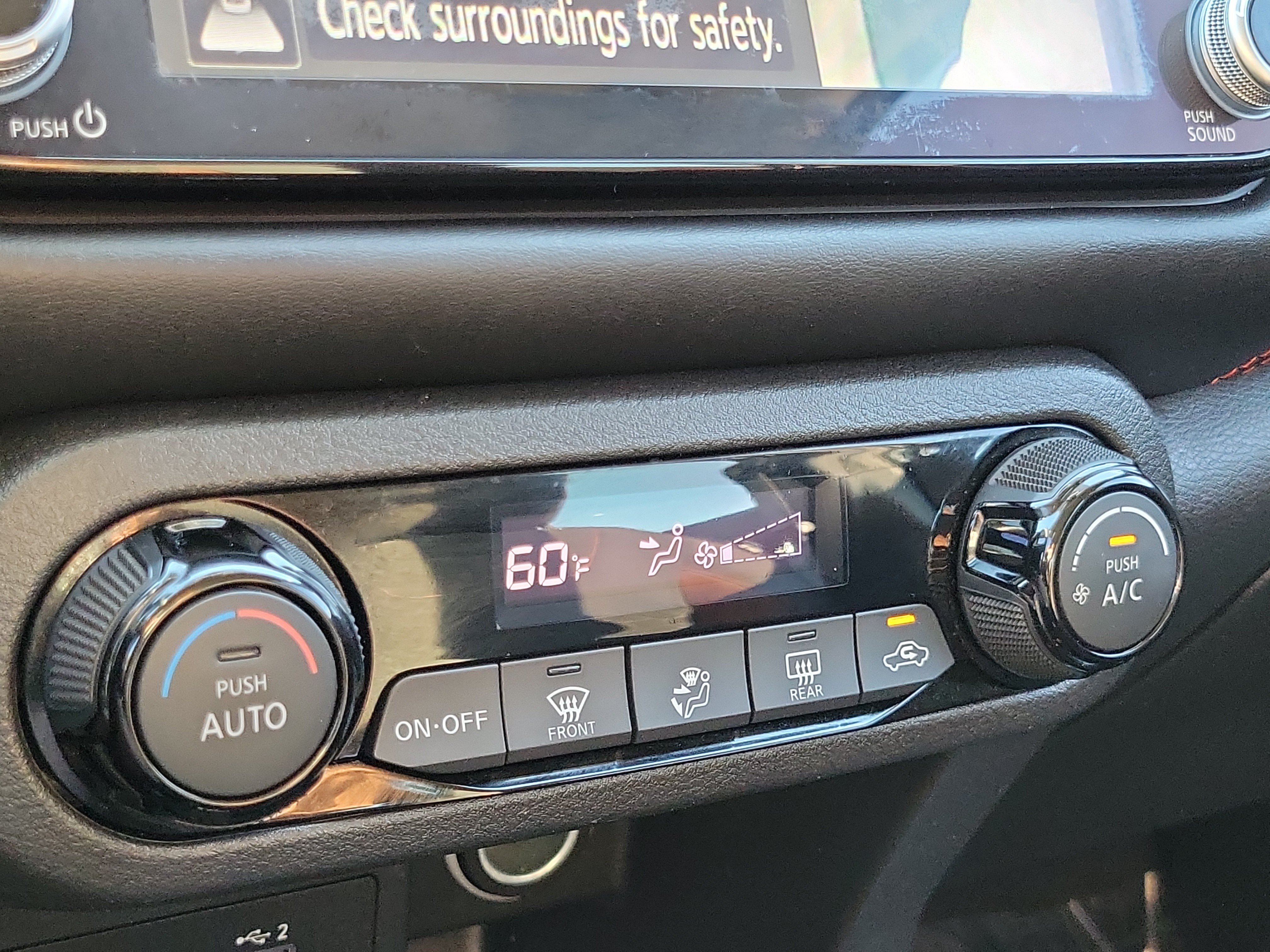 Used 2021 Nissan Kicks SR FWD image 30