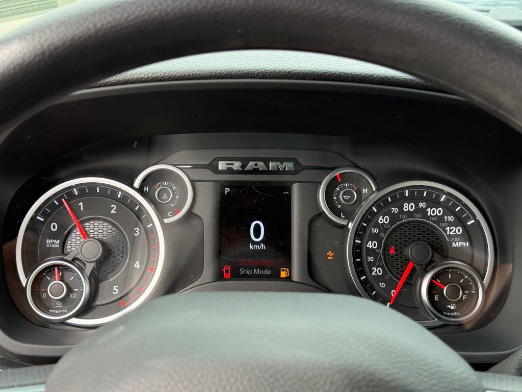 New 2026 RAM 2500 Tradesman AWD/4WD image 18