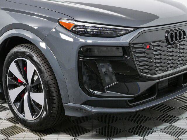 New 2027 Audi SQ6 e-tron Premium Plus AWD/4WD image 39