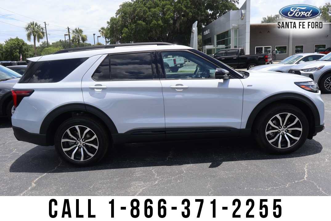 New 2026 Ford Explorer ST-Line AWD/4WD image 6