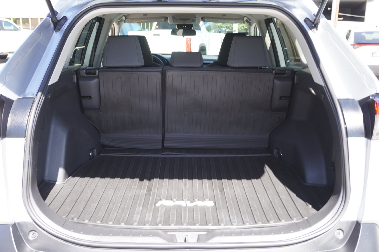 Certified 2024 Toyota RAV4 XLE FWD image 8