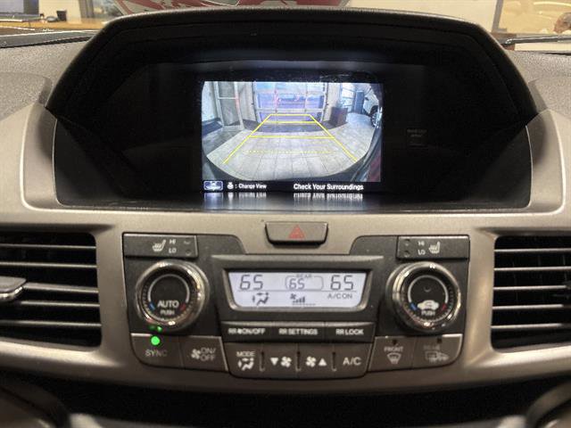 Used 2016 Honda Odyssey Touring Elite image 11