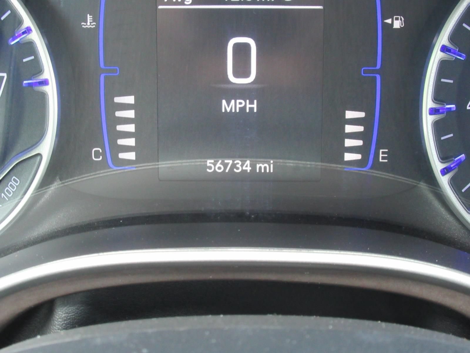 Certified 2022 Chrysler Voyager LX FWD image 28