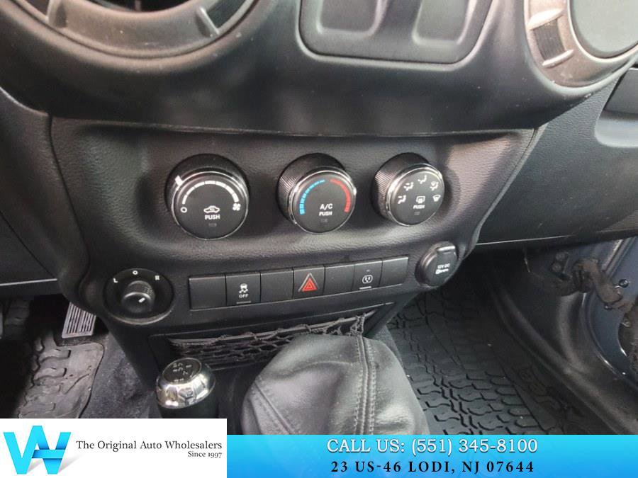 Used 2017 Jeep Wrangler Sport image 17