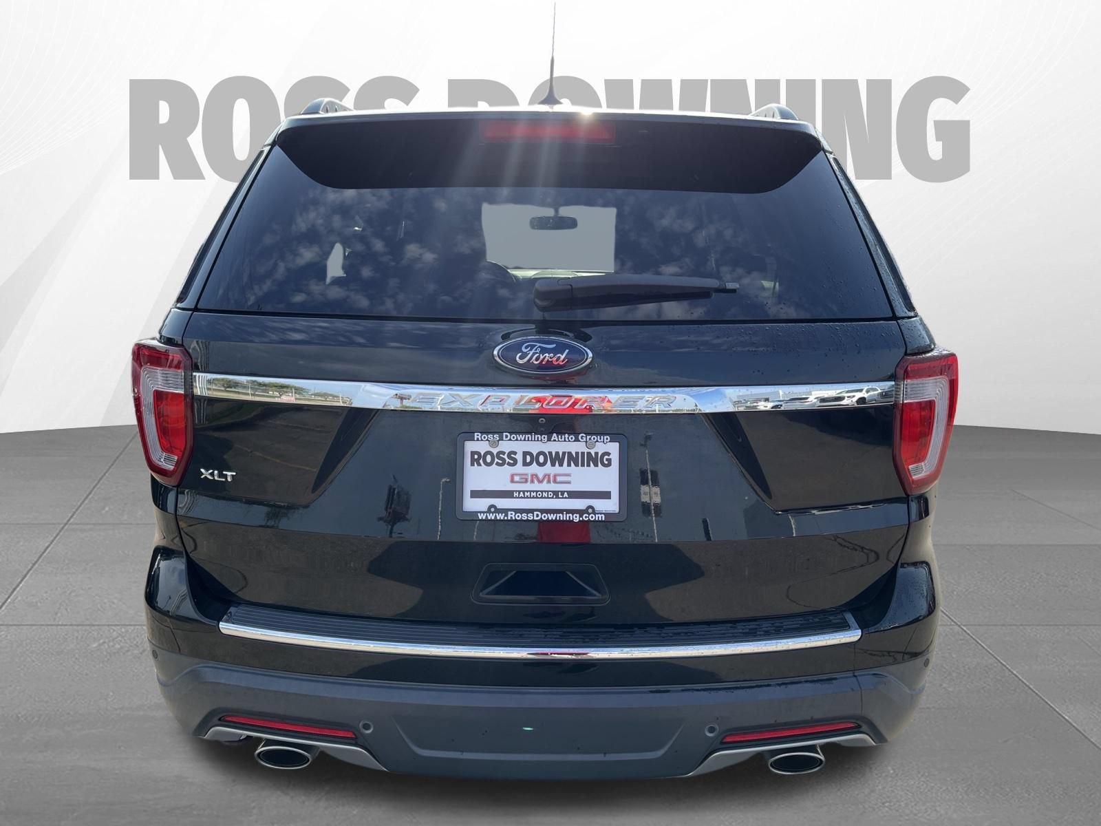 Used 2018 Ford Explorer XLT w/ Equipment Group 201A FWD image 5