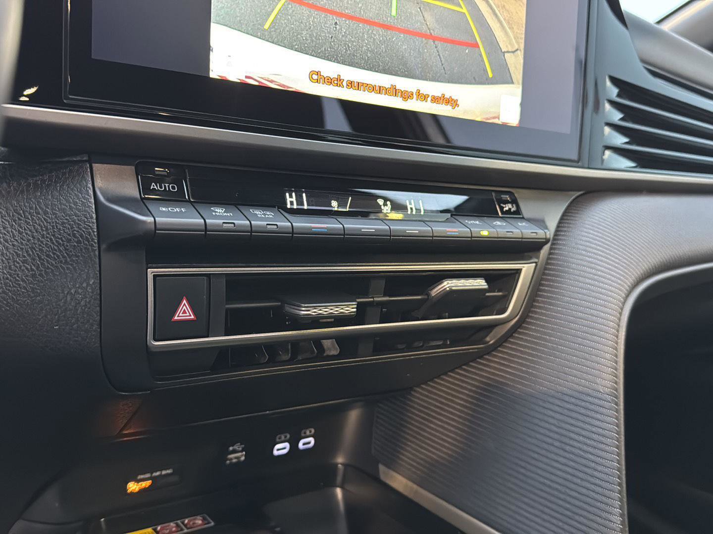 Certified 2025 Toyota Camry SE image 23