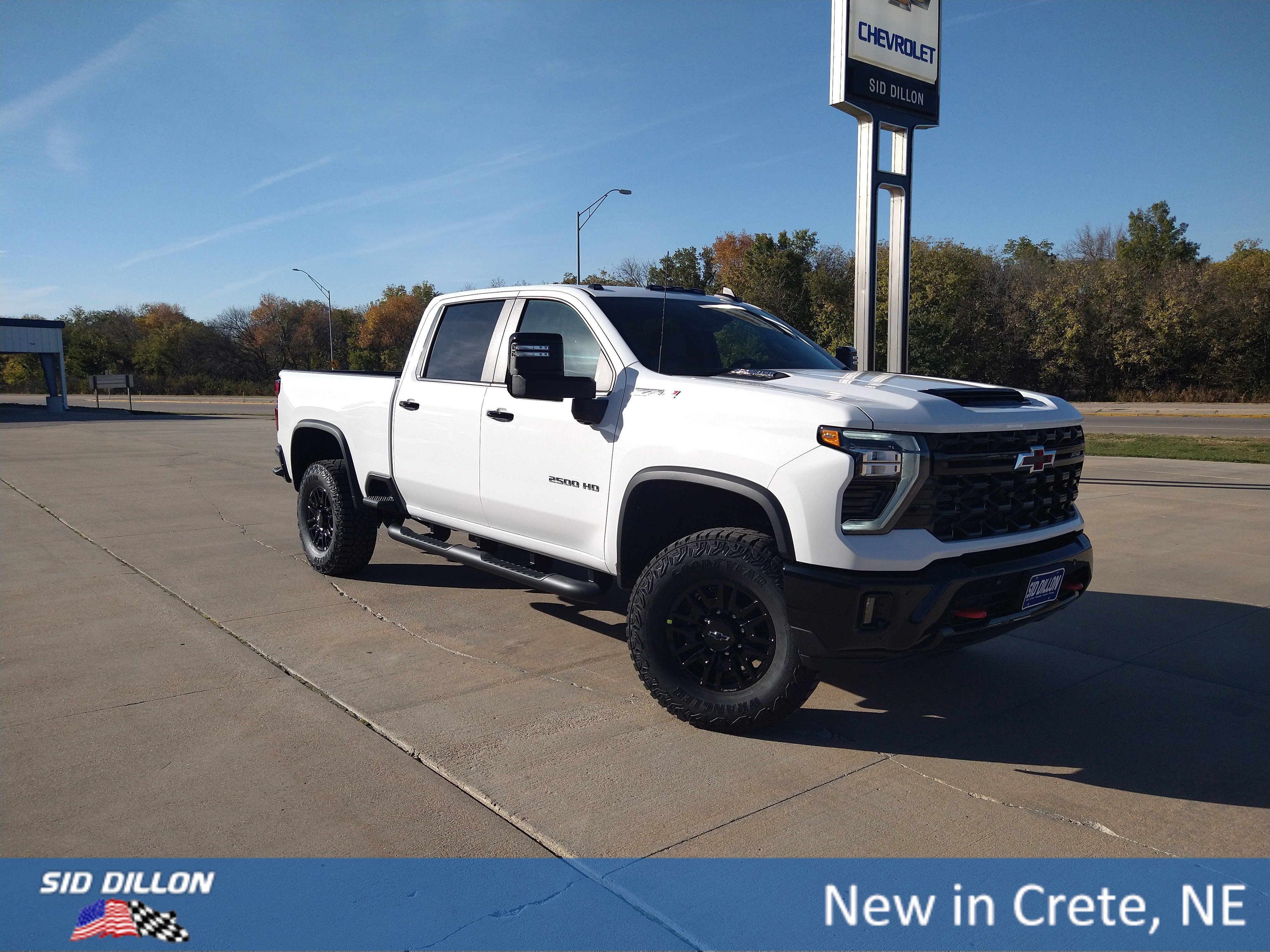 New 2026 Chevrolet Silverado 2500 ZR2 image 15